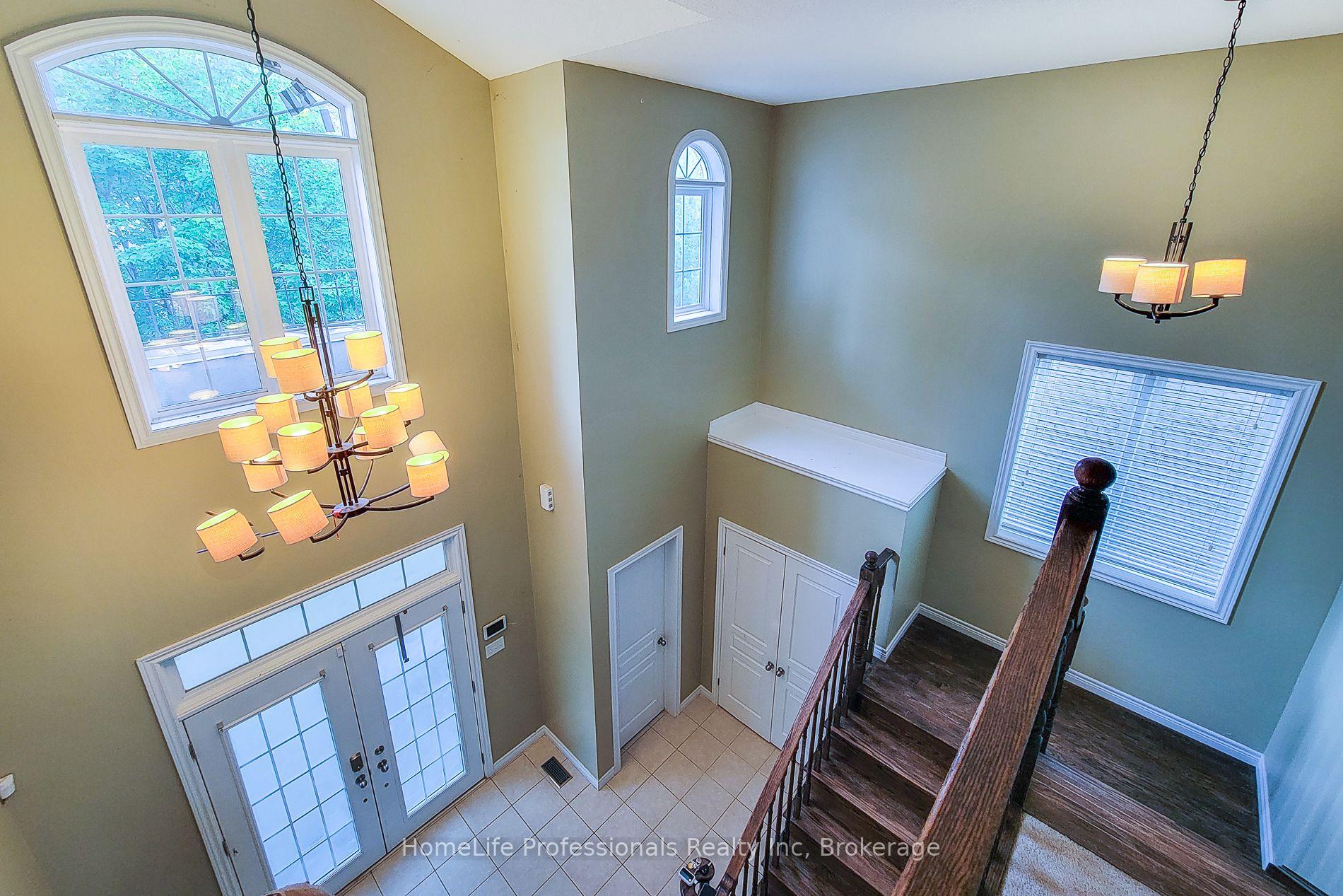 Photo 10 of 128 O'Leary Drive, Hamilton, Meadowlands — HOMEH
