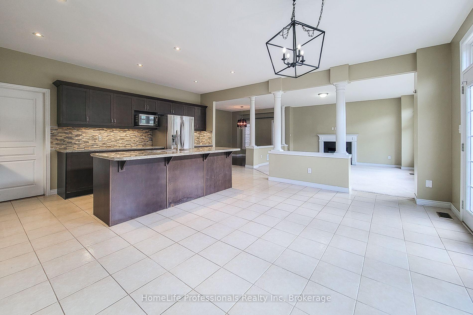 Photo 16 of 128 O'Leary Drive, Hamilton, Meadowlands — HOMEH