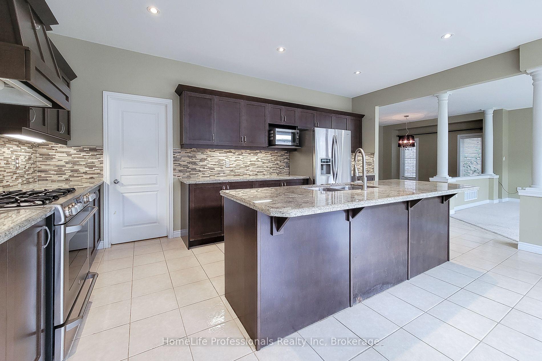 Photo 19 of 128 O'Leary Drive, Hamilton, Meadowlands — HOMEH