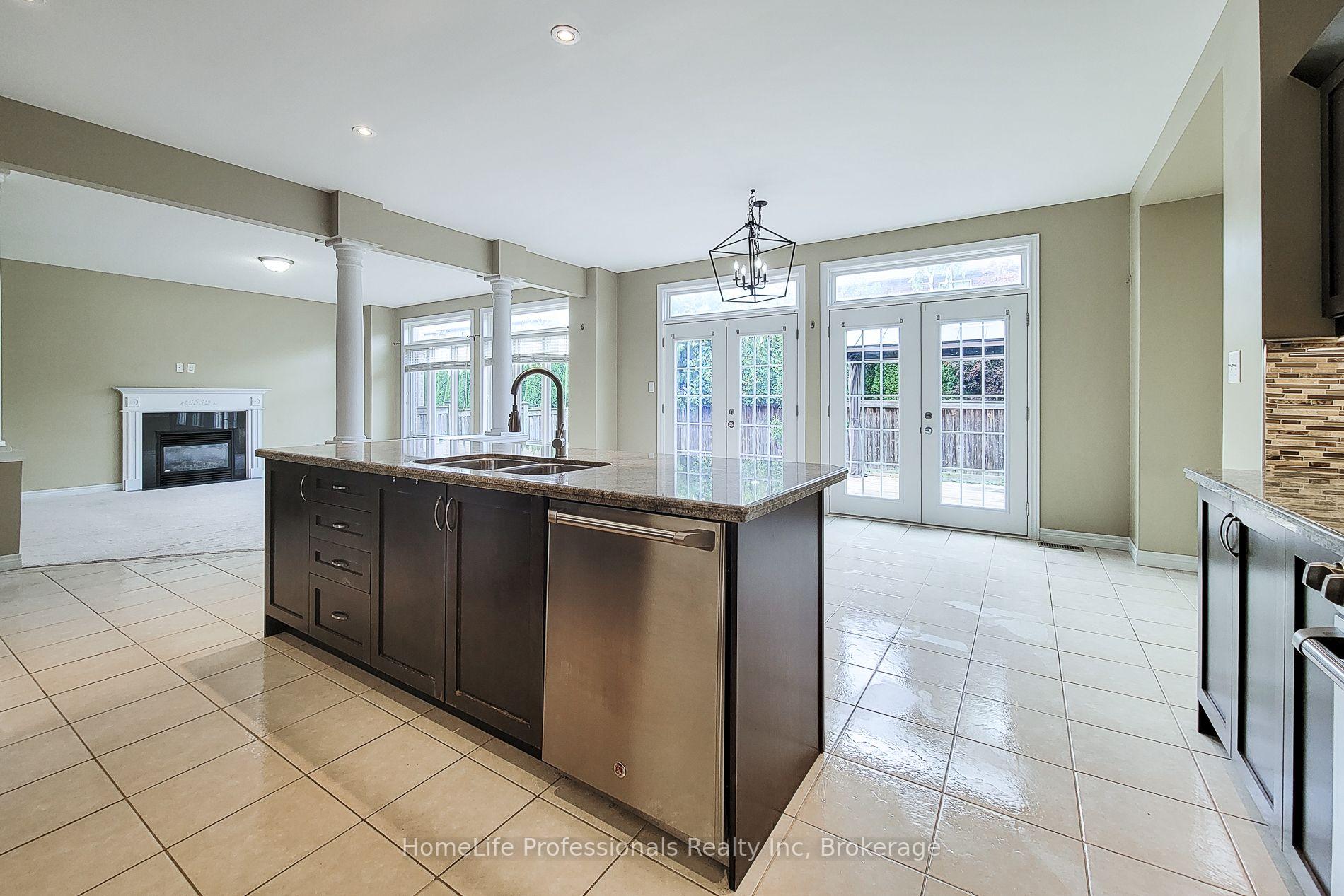 Photo 21 of 128 O'Leary Drive, Hamilton, Meadowlands — HOMEH
