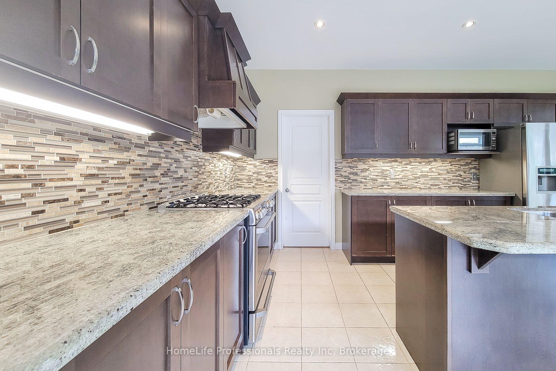Photo 23 of 128 O'Leary Drive, Hamilton, Meadowlands — HOMEH