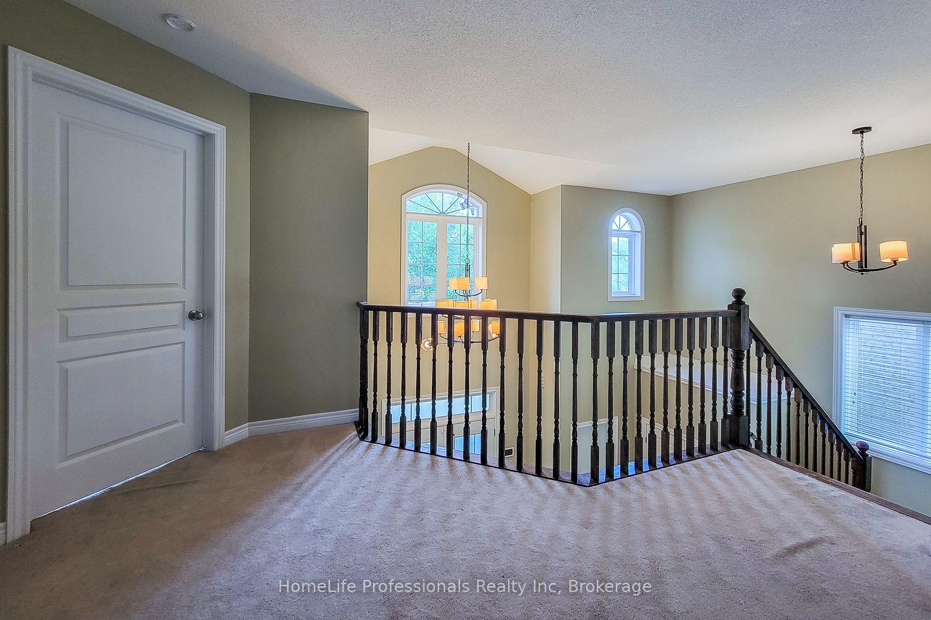 Photo 30 of 128 O'Leary Drive, Hamilton, Meadowlands — HOMEH