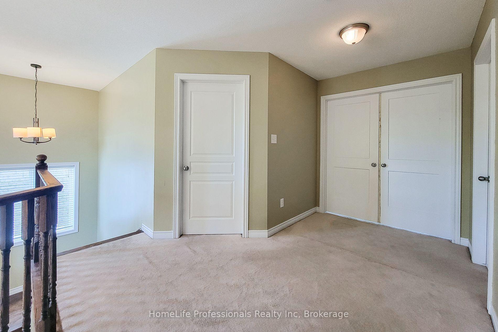 Photo 40 of 128 O'Leary Drive, Hamilton, Meadowlands — HOMEH
