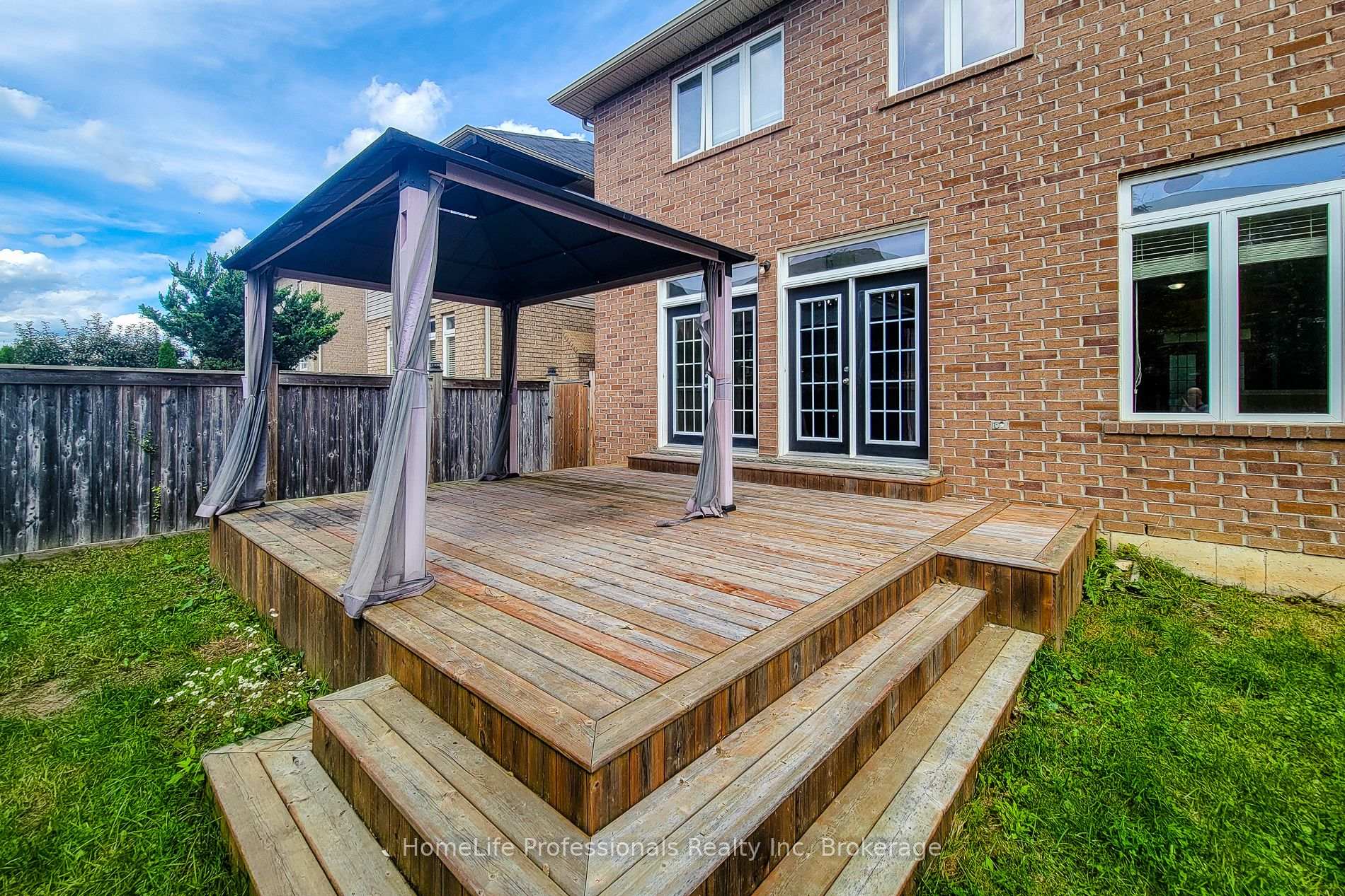 Photo 47 of 128 O'Leary Drive, Hamilton, Meadowlands — HOMEH