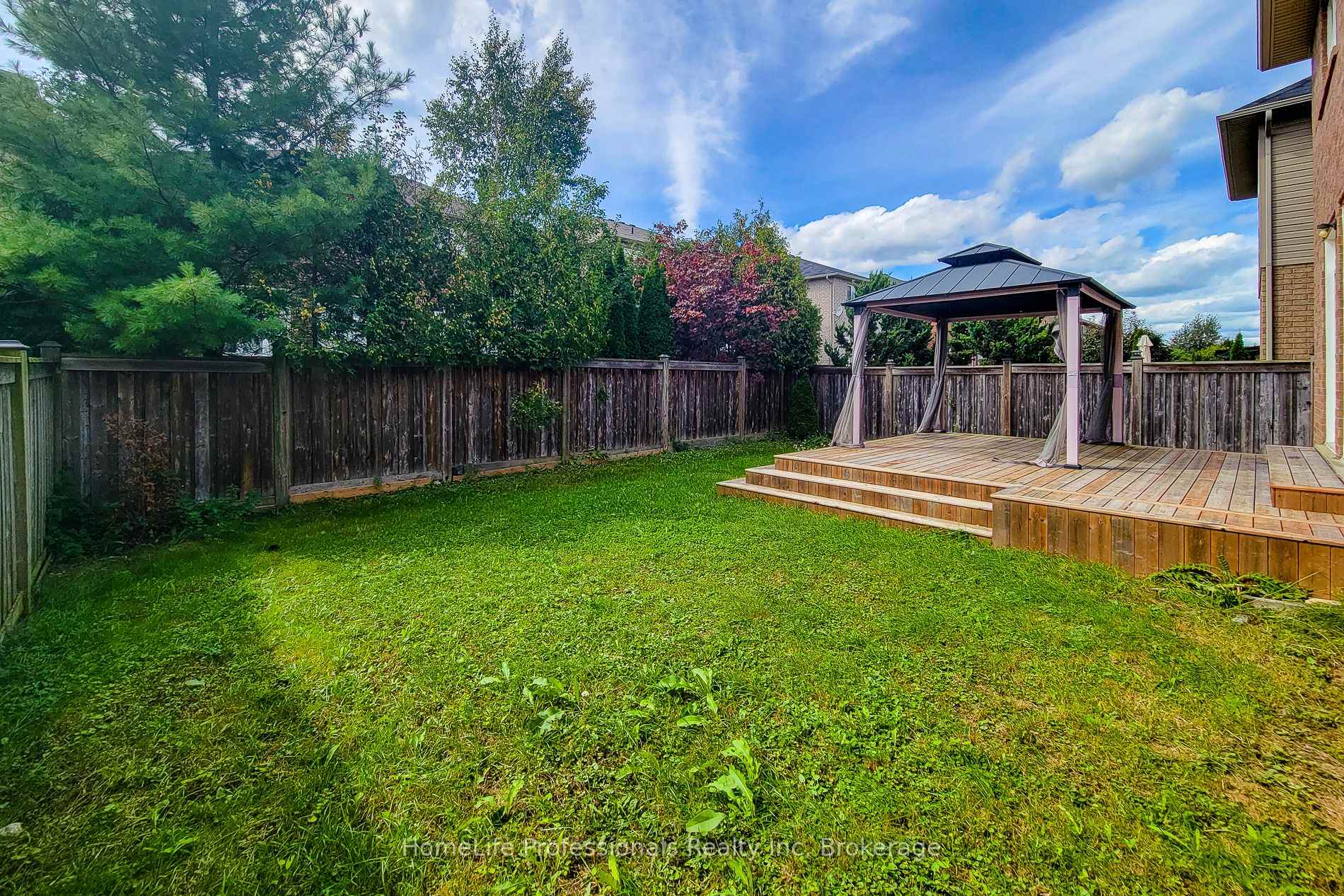 Photo 50 of 128 O'Leary Drive, Hamilton, Meadowlands — HOMEH
