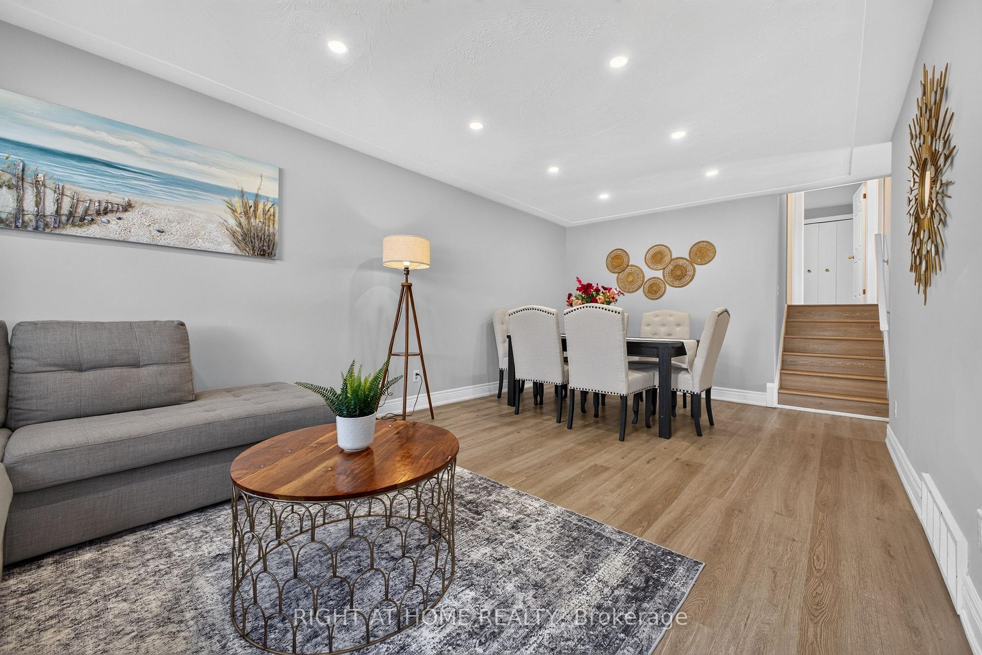 Photo 8 of 13 Crawford Drive, Hamilton, Kentley — HOMEH
