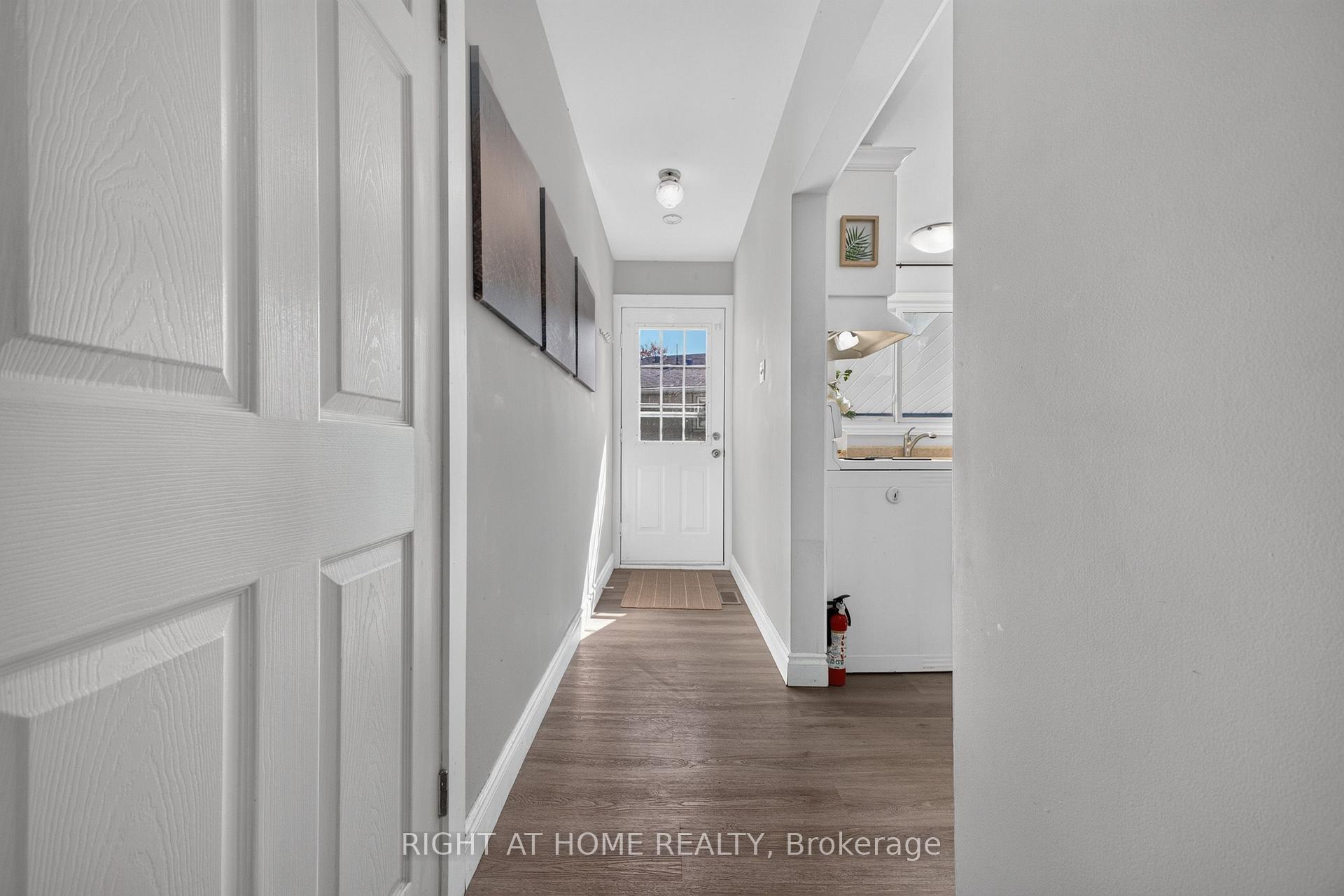 Photo 12 of 13 Crawford Drive, Hamilton, Kentley — HOMEH