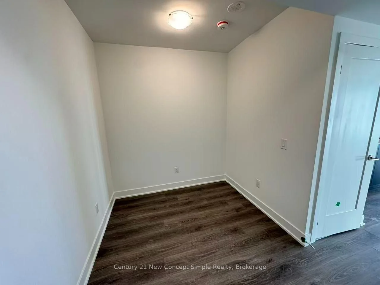 Photo 8 of Unit 821, 2545 Simcoe Street N, Oshawa, Windfields — HOMEH