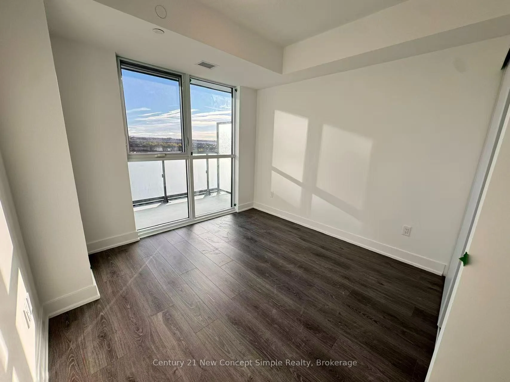 Photo 9 of Unit 821, 2545 Simcoe Street N, Oshawa, Windfields — HOMEH