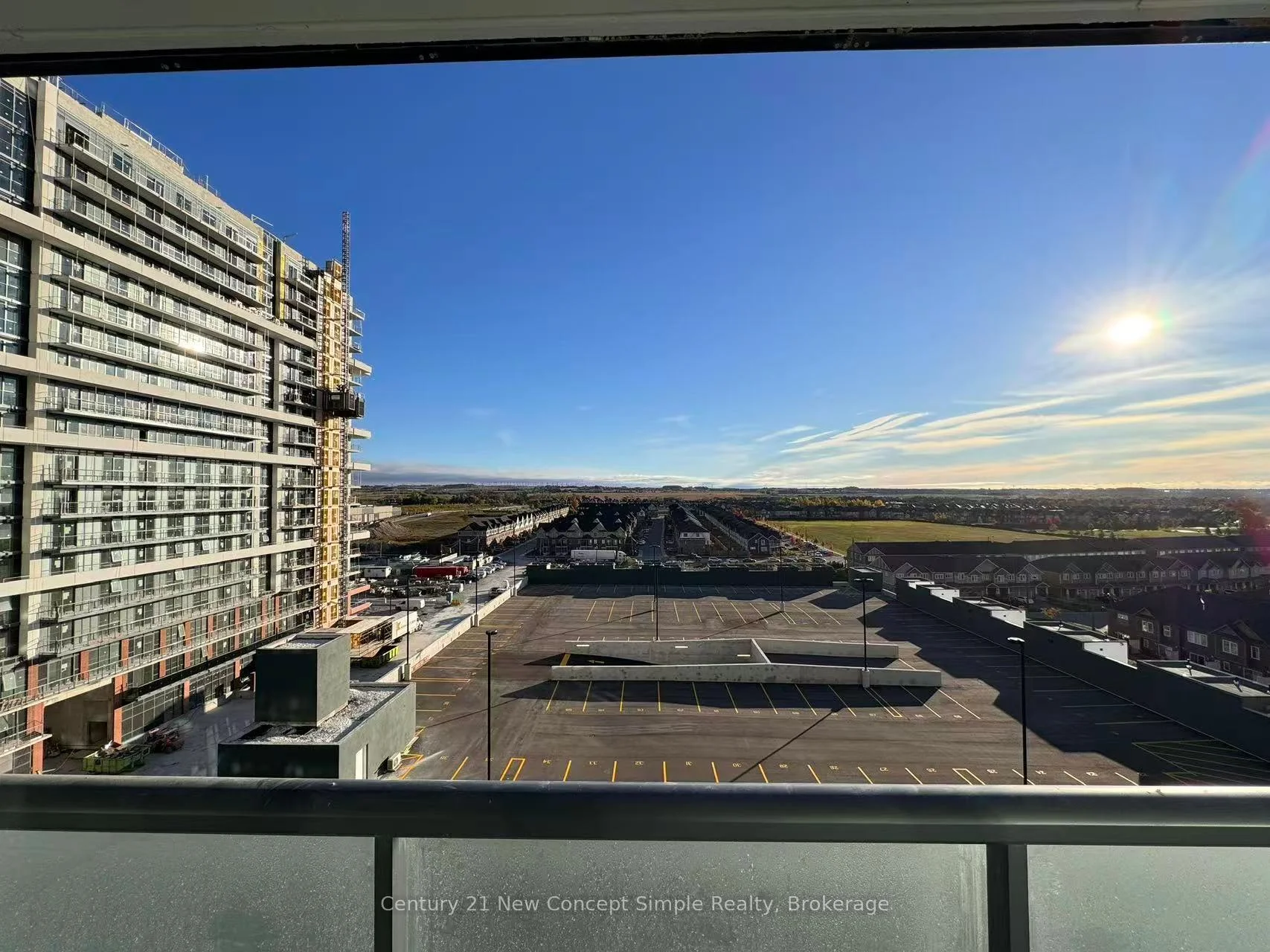 Photo 12 of Unit 821, 2545 Simcoe Street N, Oshawa, Windfields — HOMEH