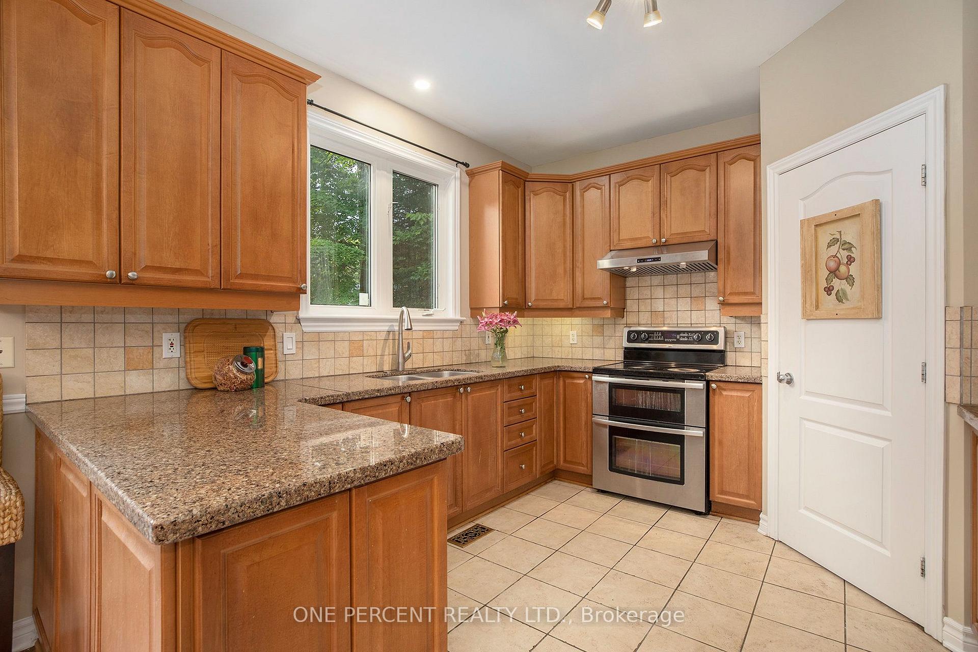 Photo 11 of 5477 Cedar Drive, Ottawa, Manotick East to Manotick Station — HOMEH