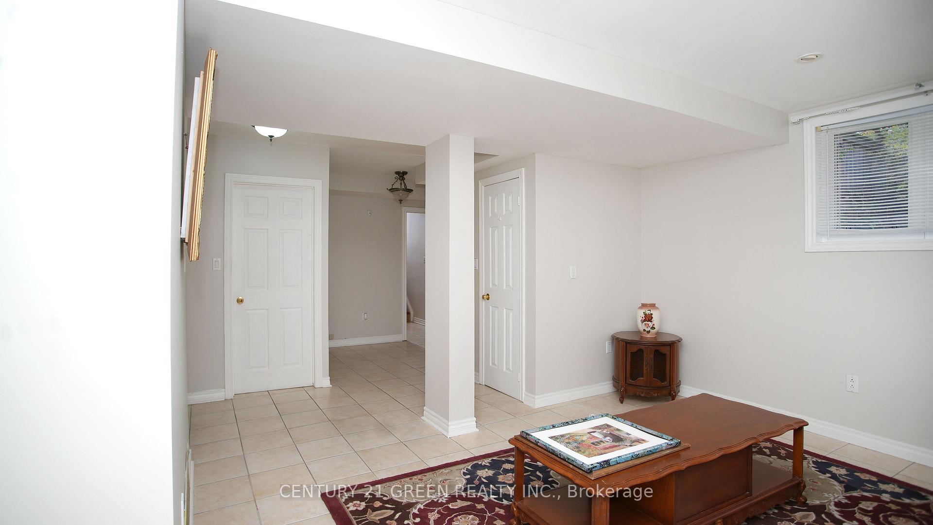 Photo 26 of 836 Avocado Crescent, Mississauga, Meadowvale Village — HOMEH