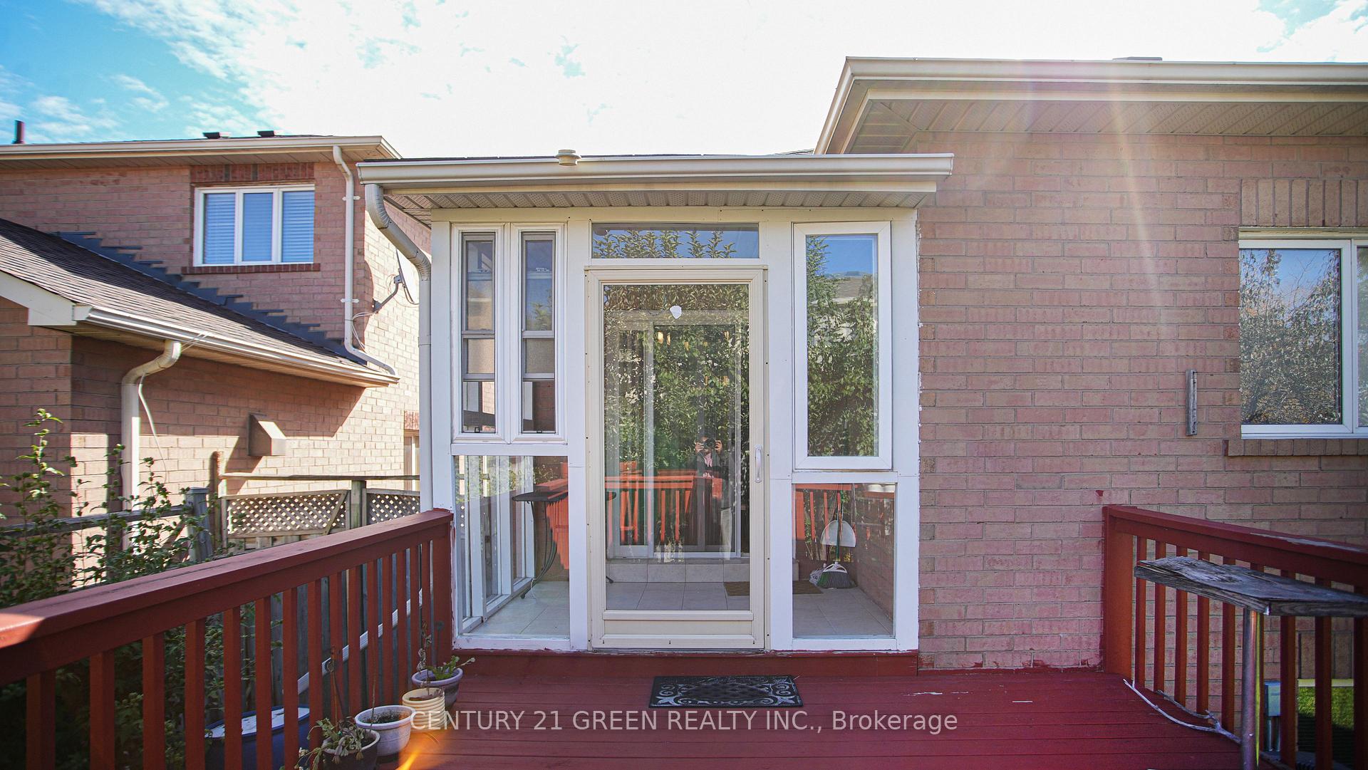 Photo 29 of 836 Avocado Crescent, Mississauga, Meadowvale Village — HOMEH