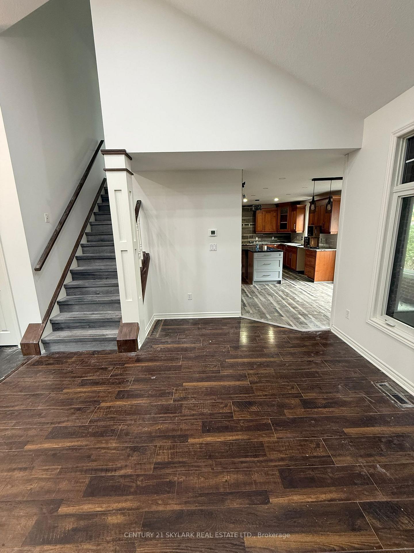 Photo 4 of 19 Kensington Court, St. Thomas — HOMEH