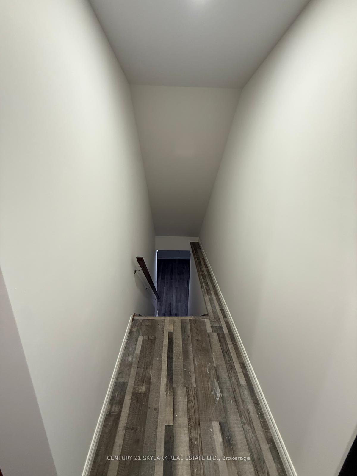Photo 11 of 19 Kensington Court, St. Thomas — HOMEH
