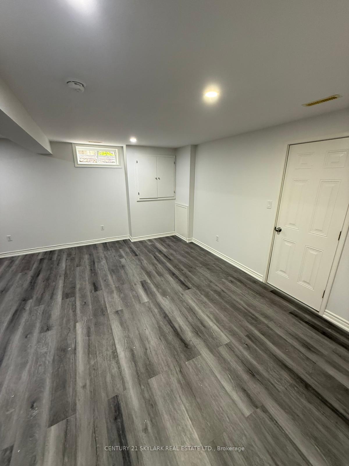 Photo 13 of 19 Kensington Court, St. Thomas — HOMEH