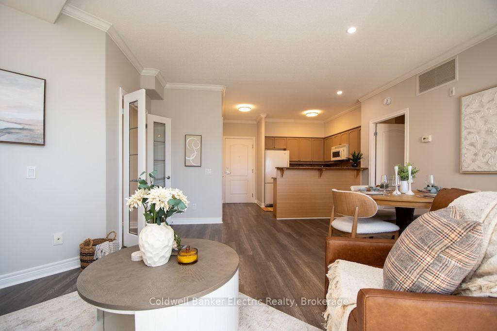 Photo 11 of Unit 212, 869 Clonsilla Avenue, Peterborough, Otonabee Ward 1 — HOMEH