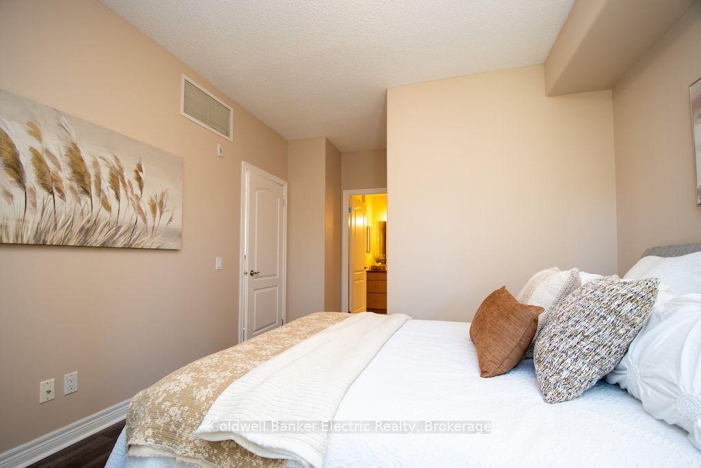 Photo 22 of Unit 212, 869 Clonsilla Avenue, Peterborough, Otonabee Ward 1 — HOMEH
