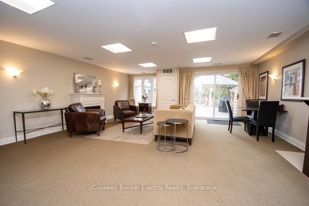 Photo 31 of Unit 212, 869 Clonsilla Avenue, Peterborough, Otonabee Ward 1 — HOMEH