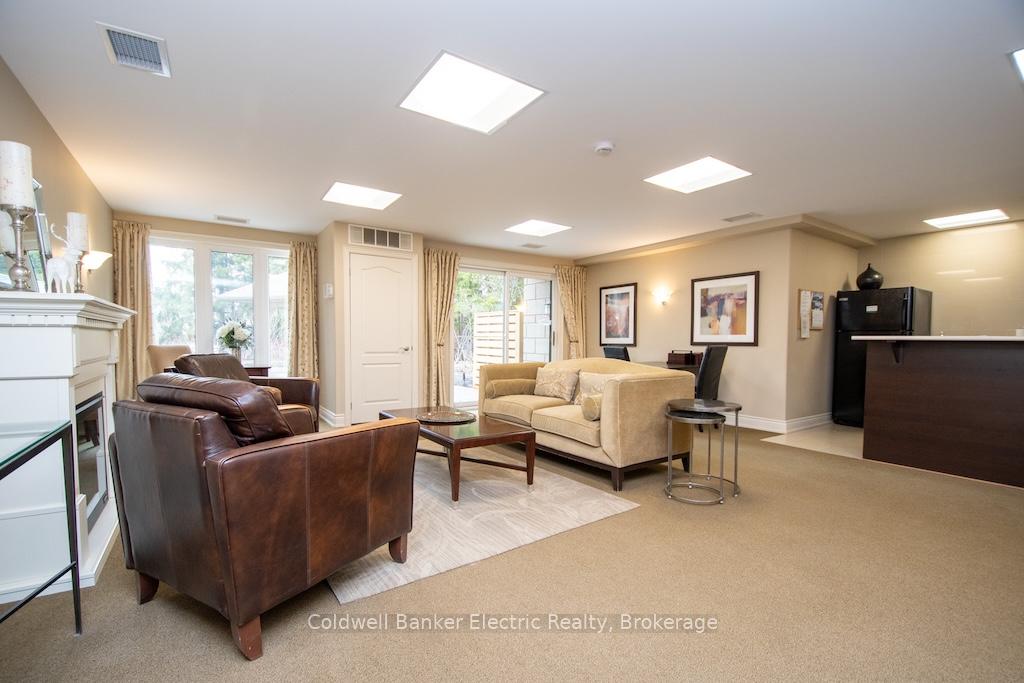 Photo 32 of Unit 212, 869 Clonsilla Avenue, Peterborough, Otonabee Ward 1 — HOMEH