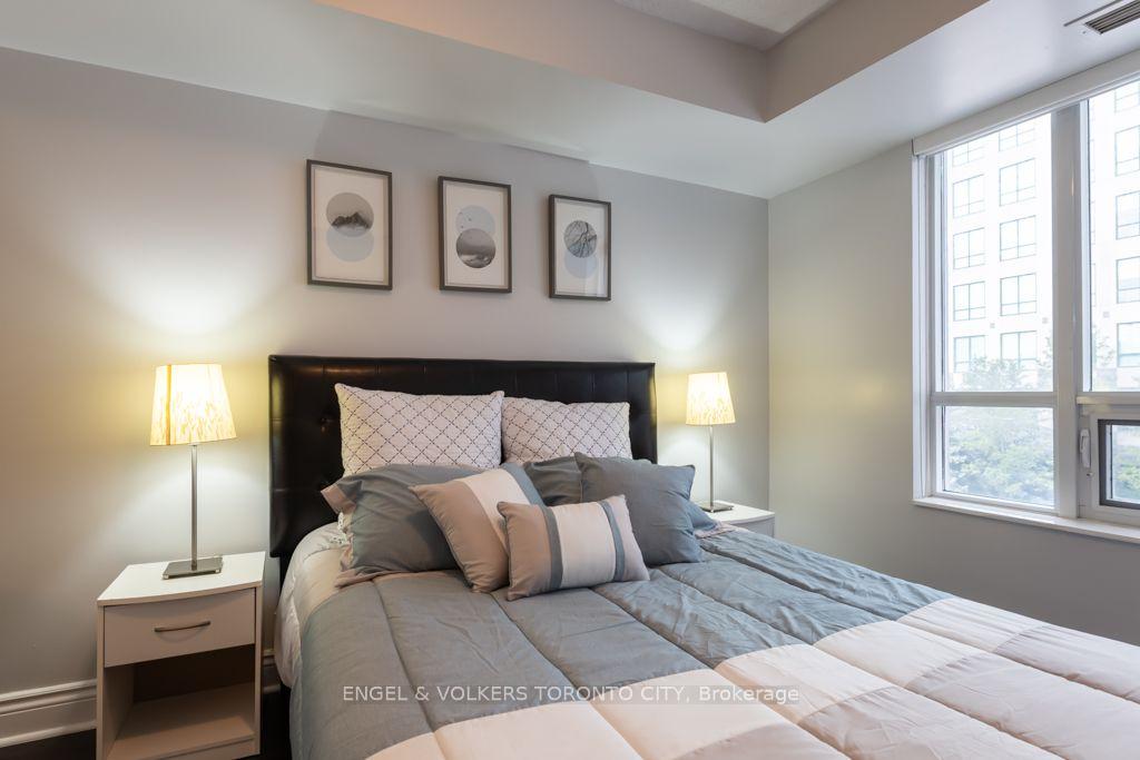 Photo 8 of Unit 307, 20 Blue Jays Way, Toronto, Waterfront Communities — HOMEH