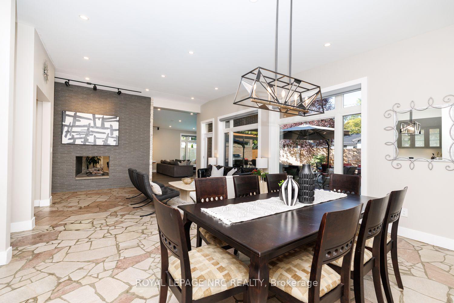 Photo 9 of 100 Marsdale Drive, St. Catharines, Glendale/Glenridge — HOMEH