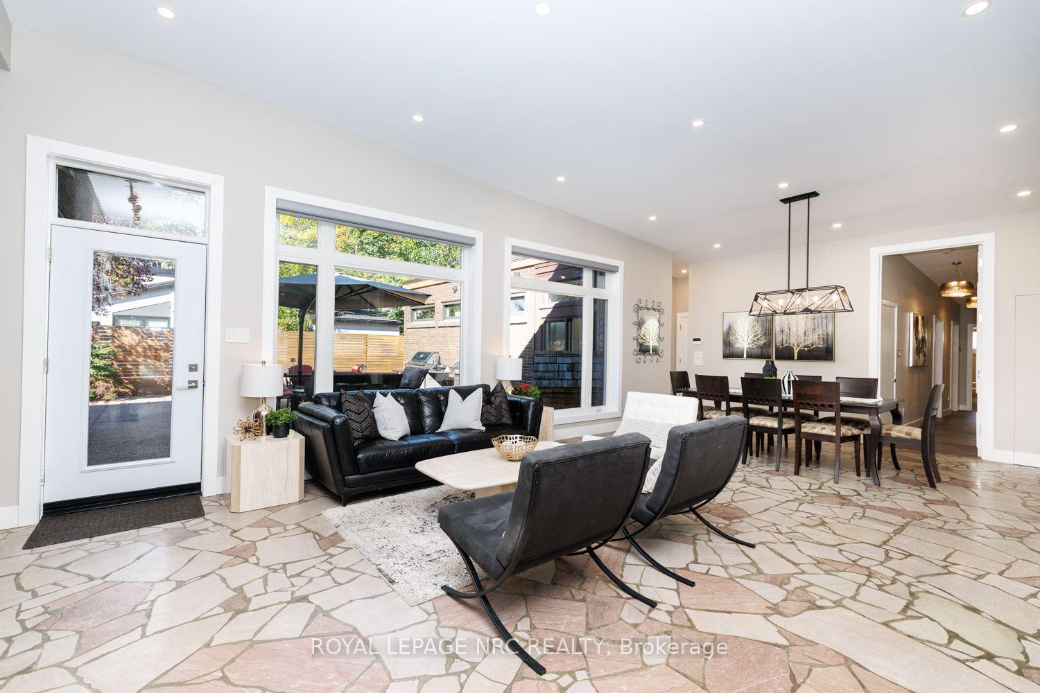 Photo 11 of 100 Marsdale Drive, St. Catharines, Glendale/Glenridge — HOMEH