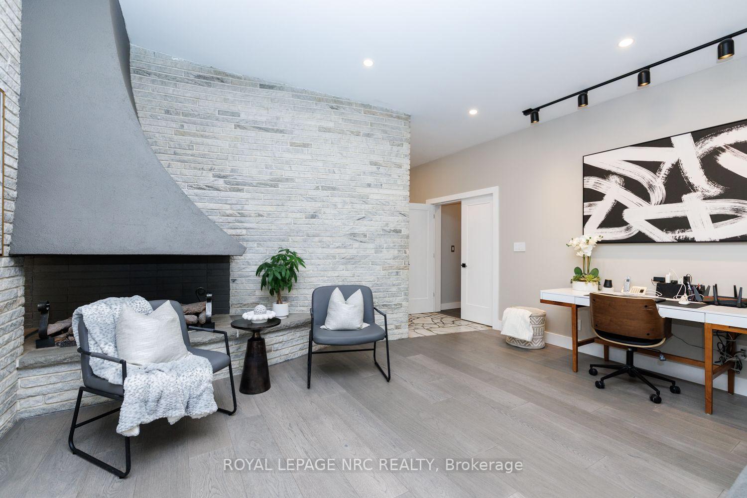 Photo 17 of 100 Marsdale Drive, St. Catharines, Glendale/Glenridge — HOMEH