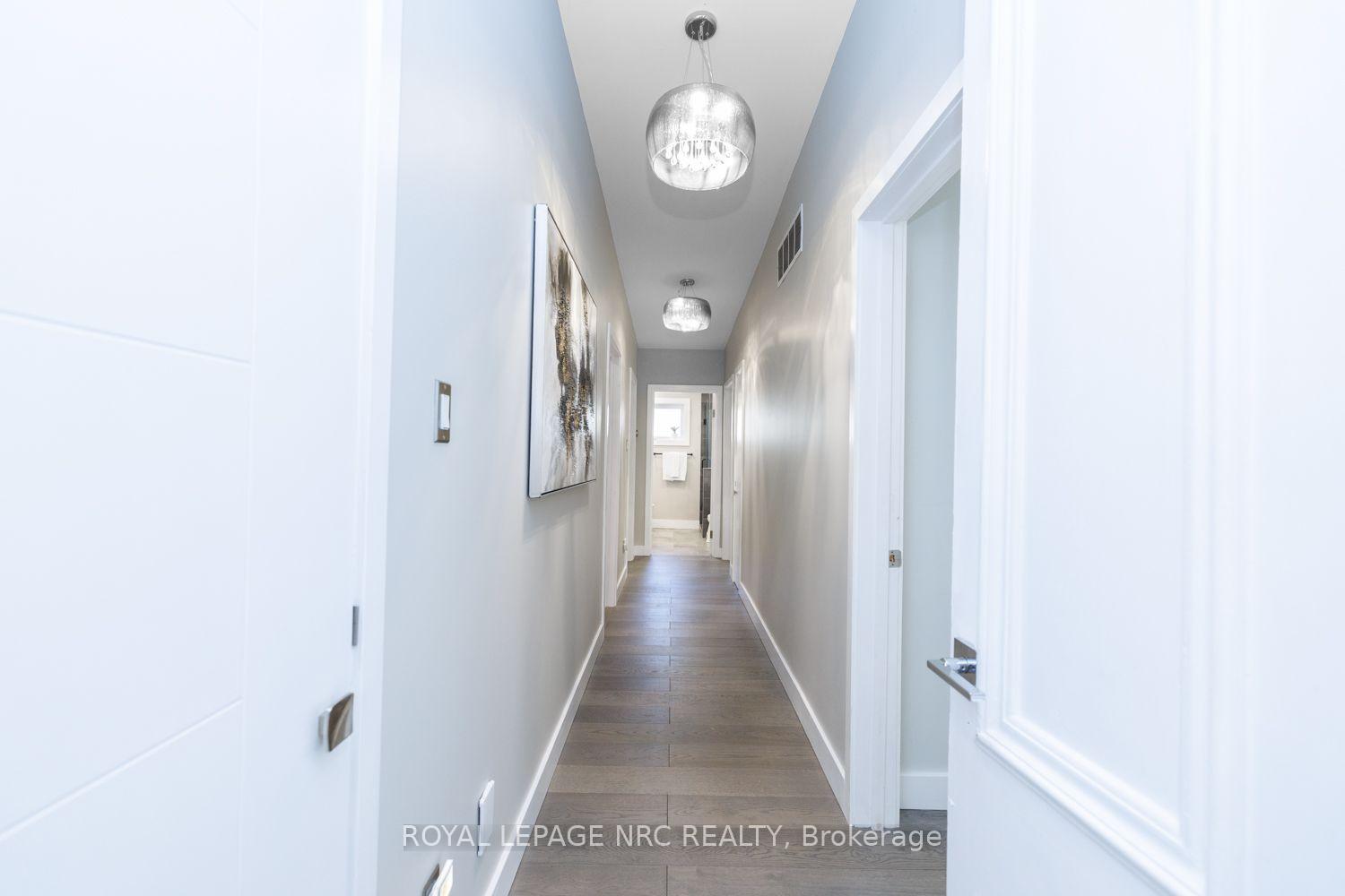 Photo 27 of 100 Marsdale Drive, St. Catharines, Glendale/Glenridge — HOMEH
