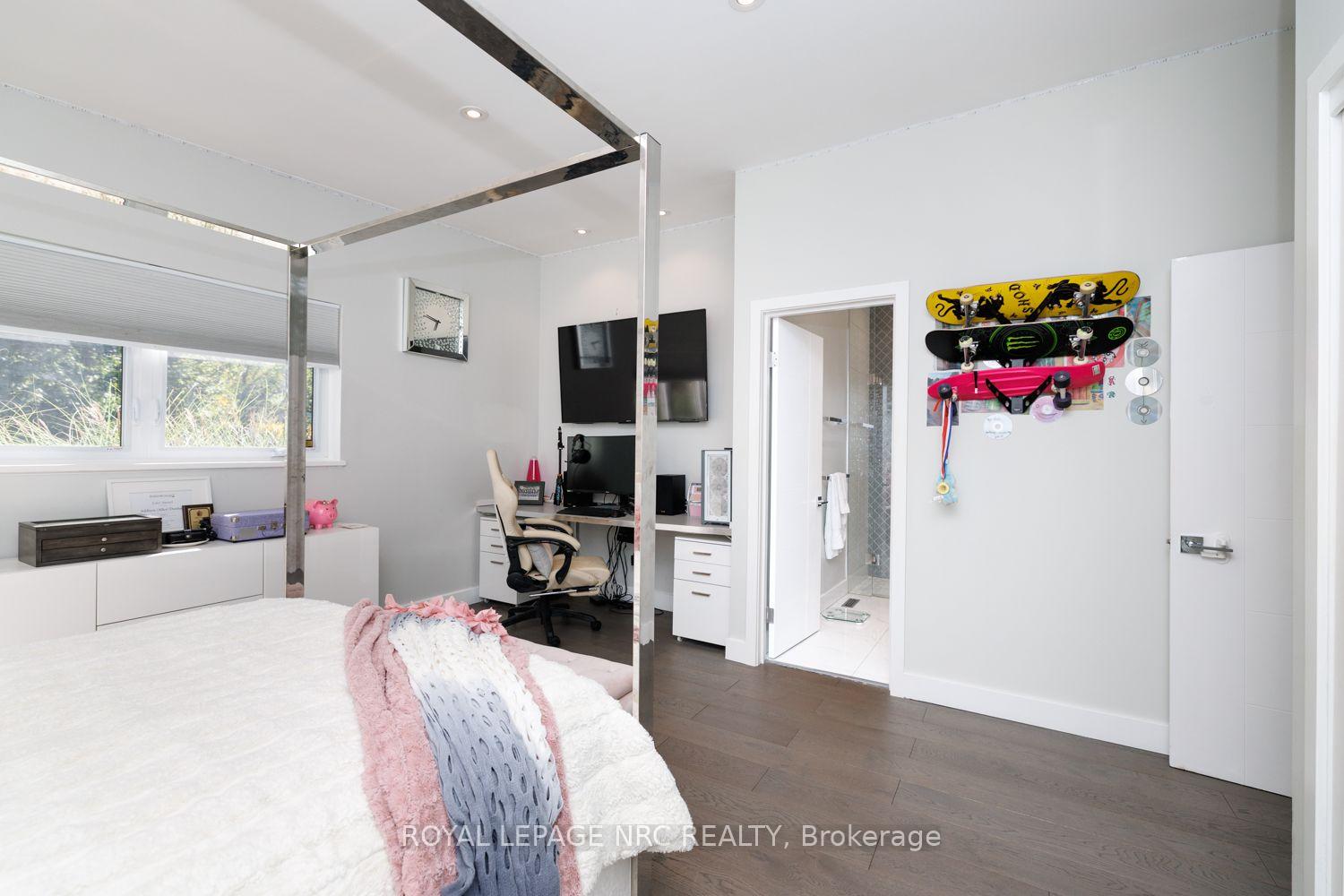 Photo 29 of 100 Marsdale Drive, St. Catharines, Glendale/Glenridge — HOMEH