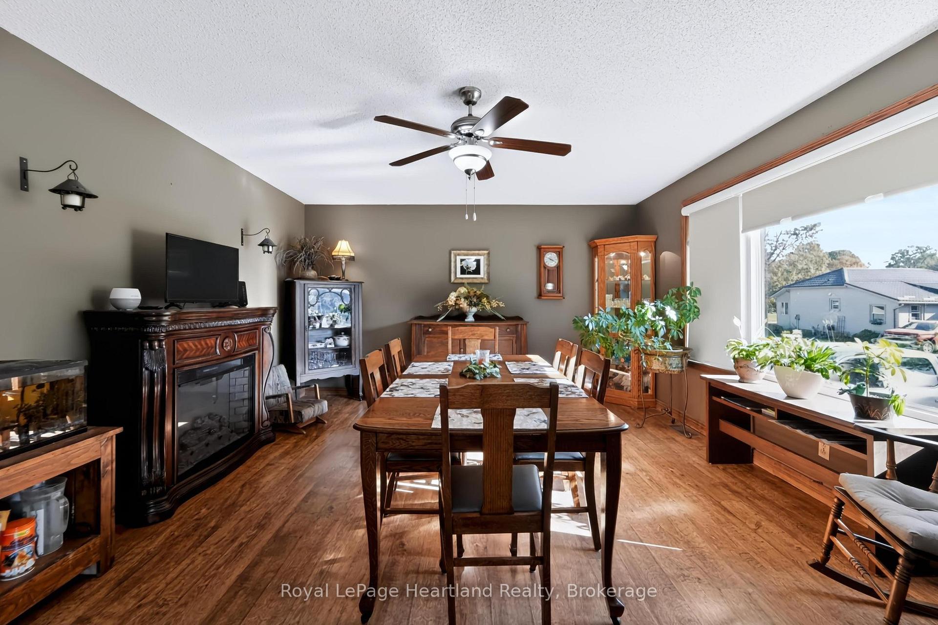 Photo 5 of 107 Mary Street, Central Huron, Clinton — HOMEH
