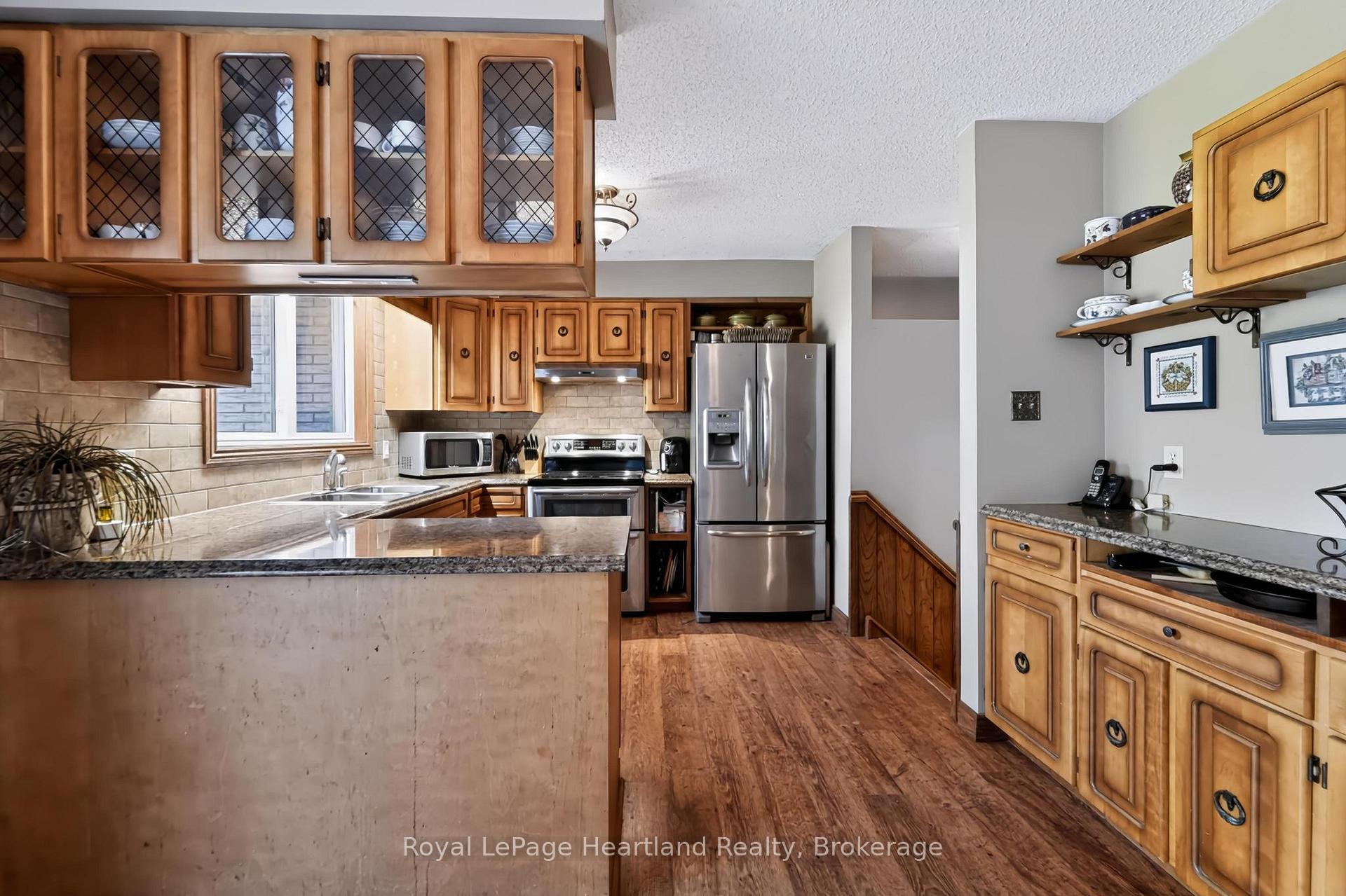 Photo 8 of 107 Mary Street, Central Huron, Clinton — HOMEH