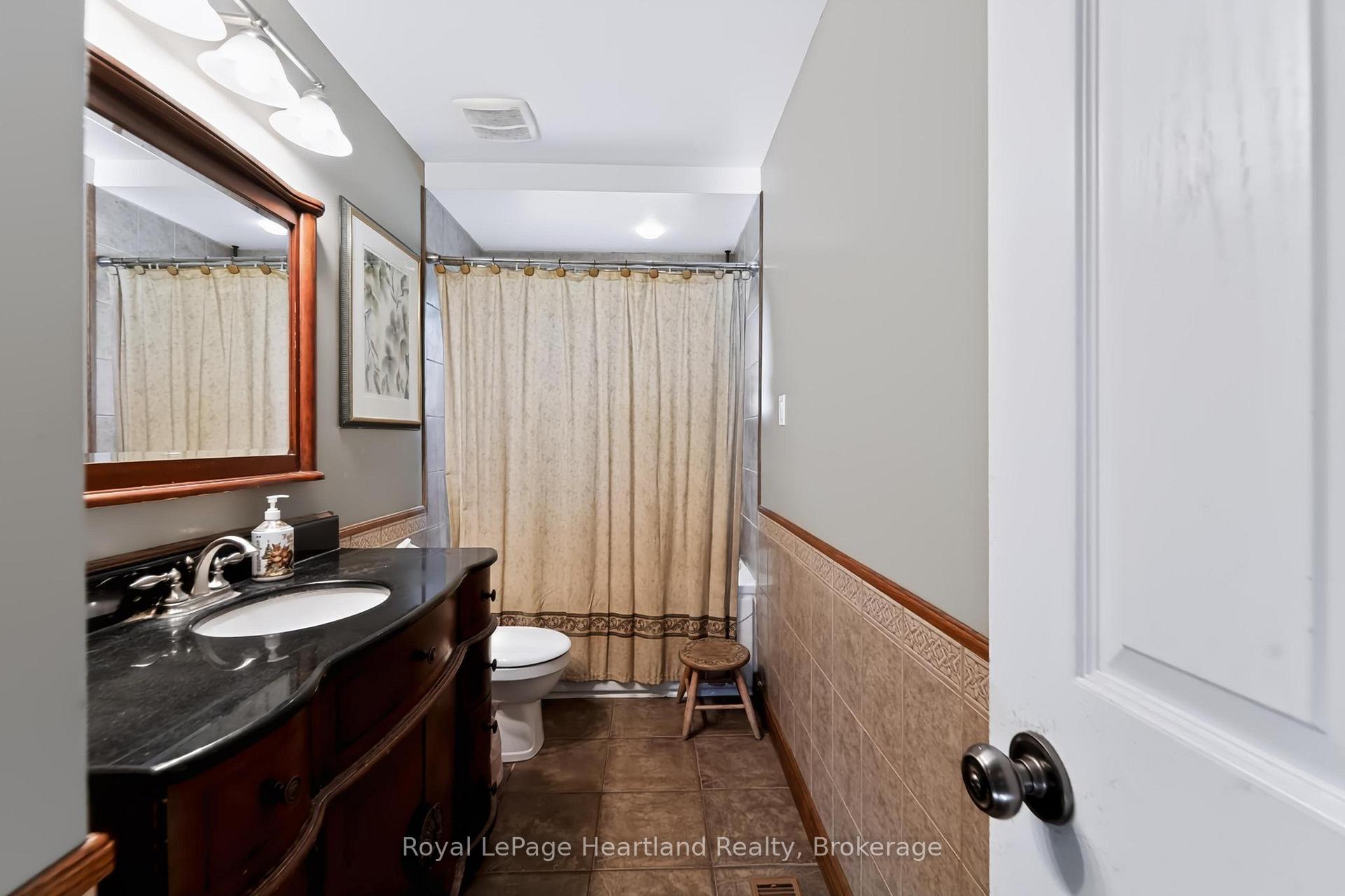 Photo 14 of 107 Mary Street, Central Huron, Clinton — HOMEH