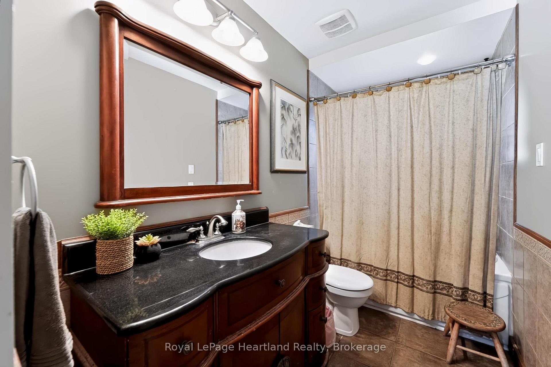 Photo 15 of 107 Mary Street, Central Huron, Clinton — HOMEH