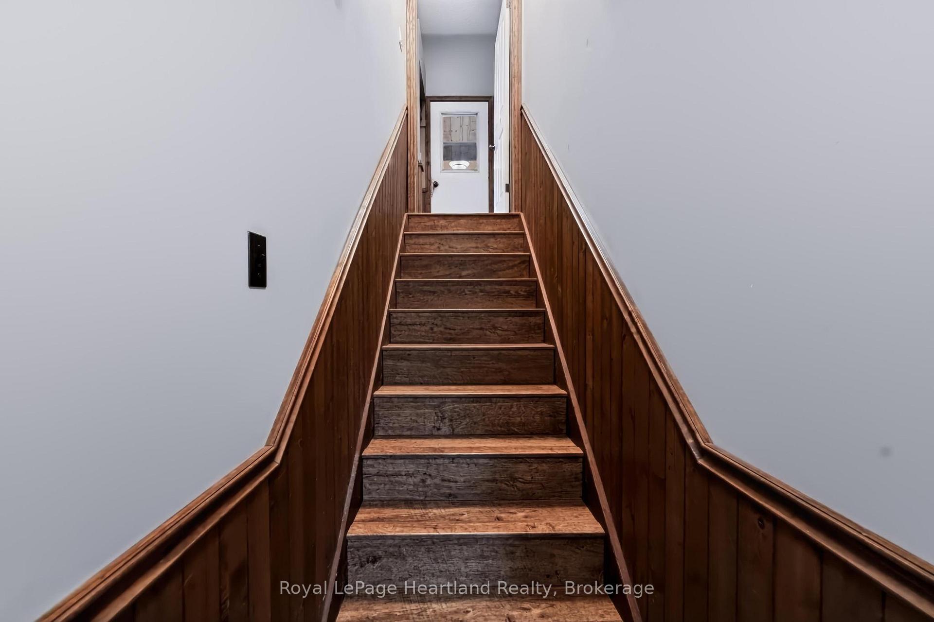 Photo 20 of 107 Mary Street, Central Huron, Clinton — HOMEH