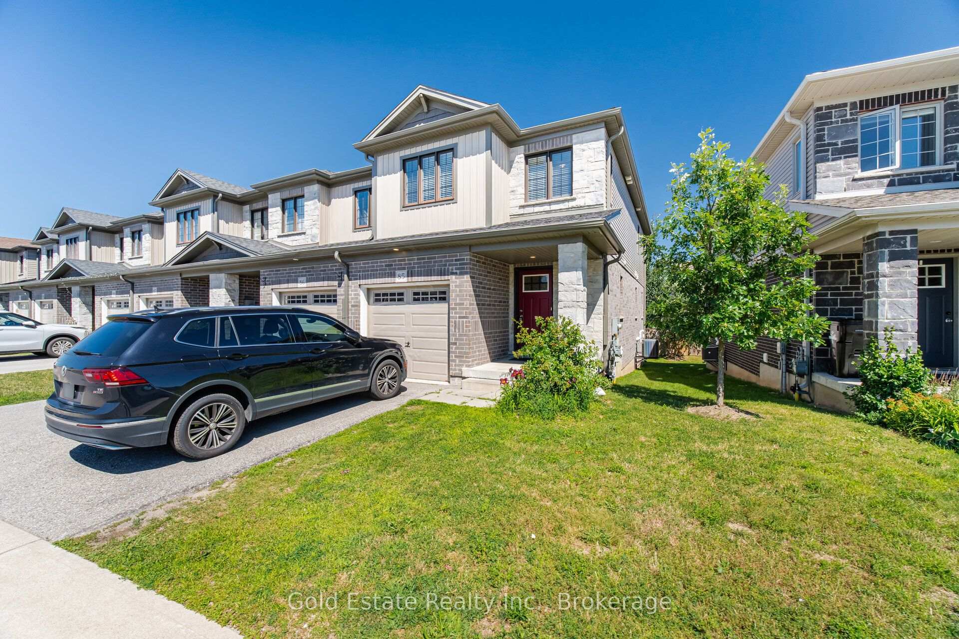 Photo 4 of Unit 85, 135 Hardcastle Drive, Cambridge, Blair Road — HOMEH