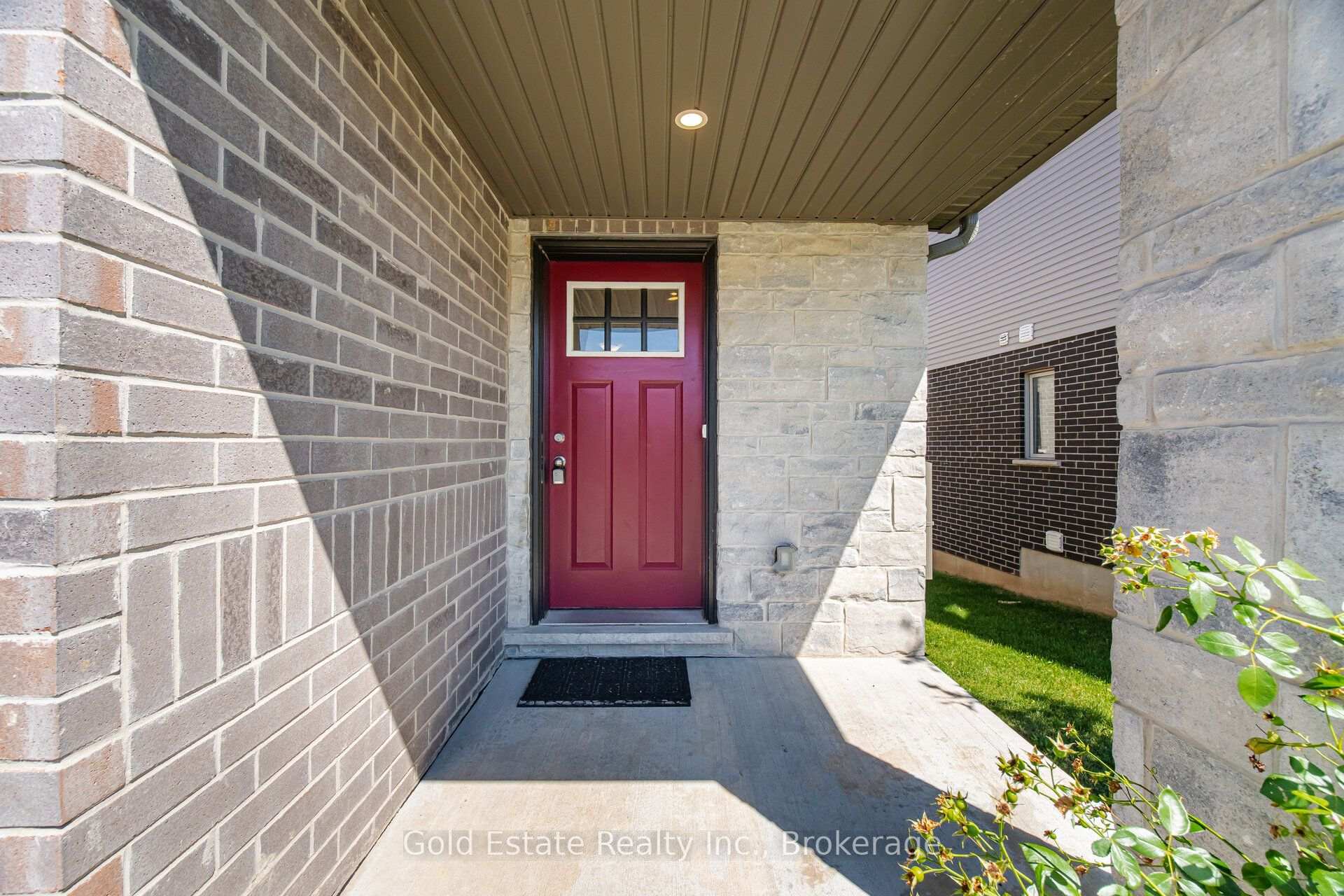 Photo 6 of Unit 85, 135 Hardcastle Drive, Cambridge, Blair Road — HOMEH