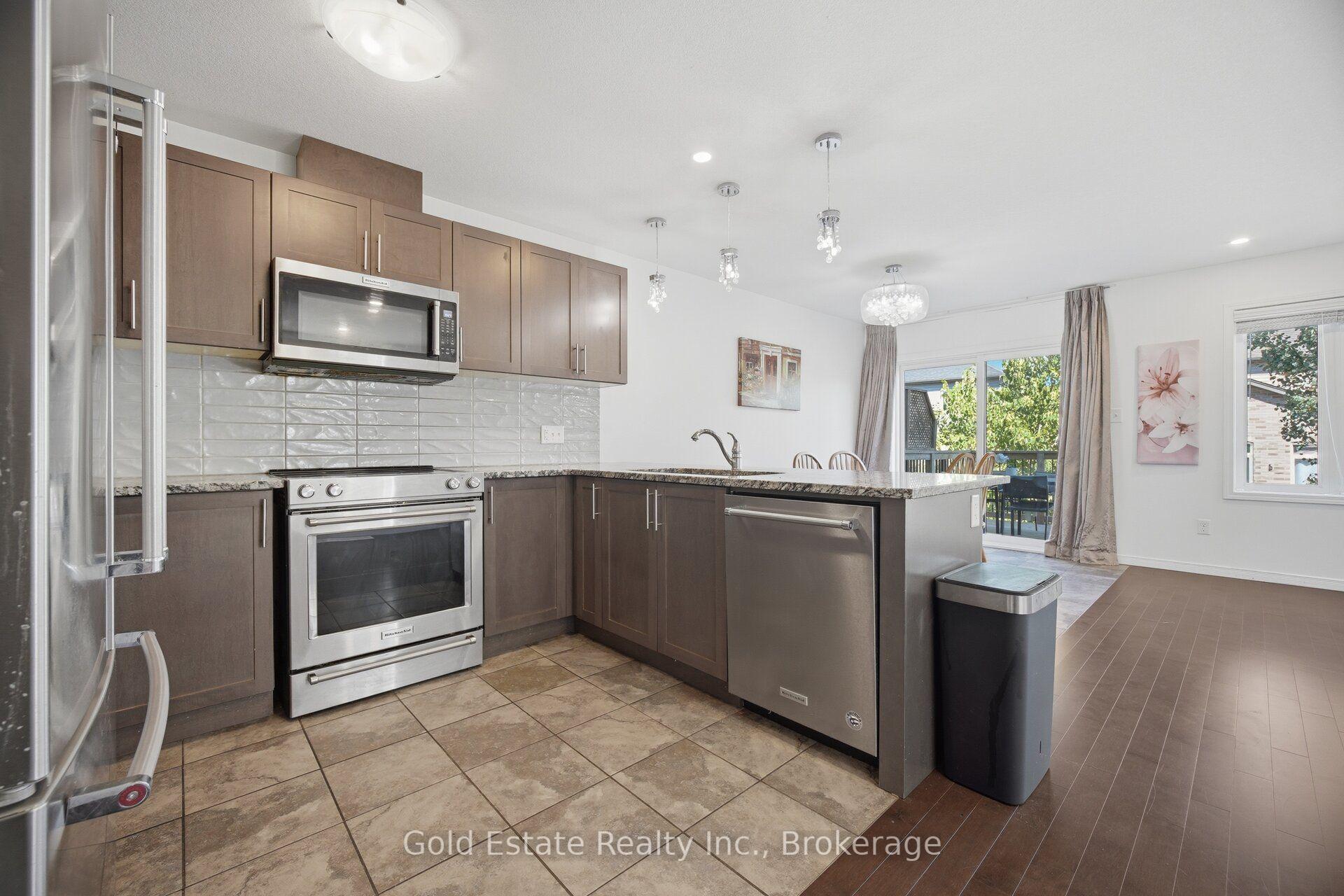 Photo 12 of Unit 85, 135 Hardcastle Drive, Cambridge, Blair Road — HOMEH
