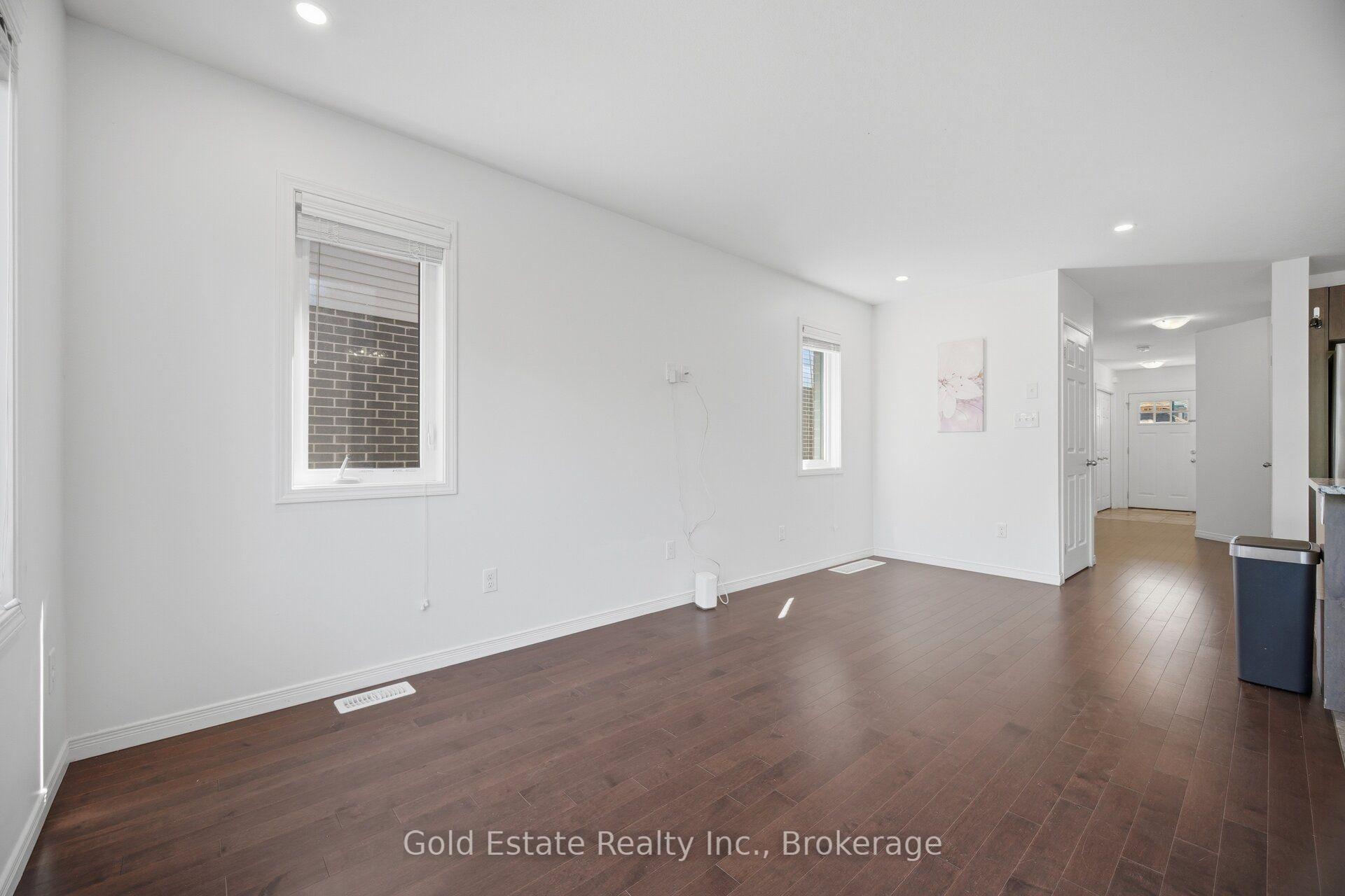 Photo 16 of Unit 85, 135 Hardcastle Drive, Cambridge, Blair Road — HOMEH