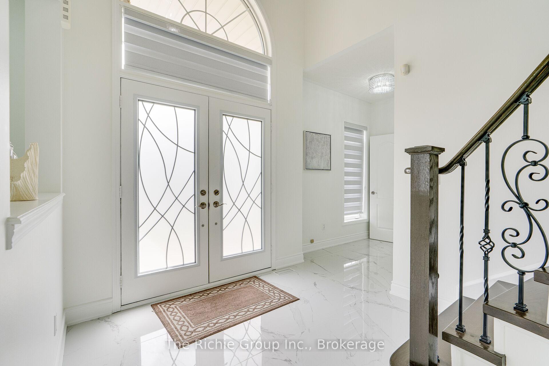 Photo 5 of 59 Tarquini Crescent, Caledon, Bolton West — HOMEH