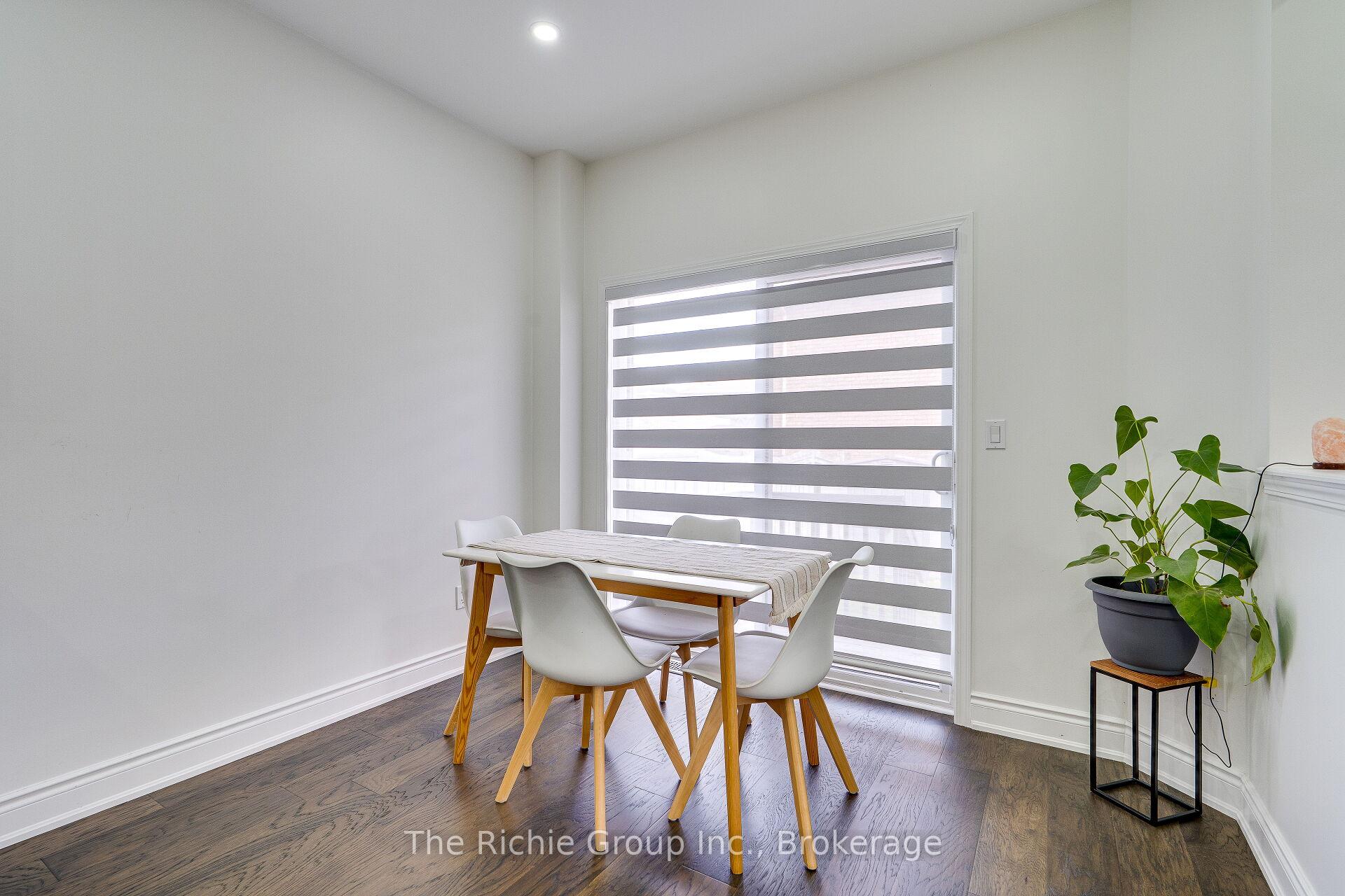Photo 8 of 59 Tarquini Crescent, Caledon, Bolton West — HOMEH
