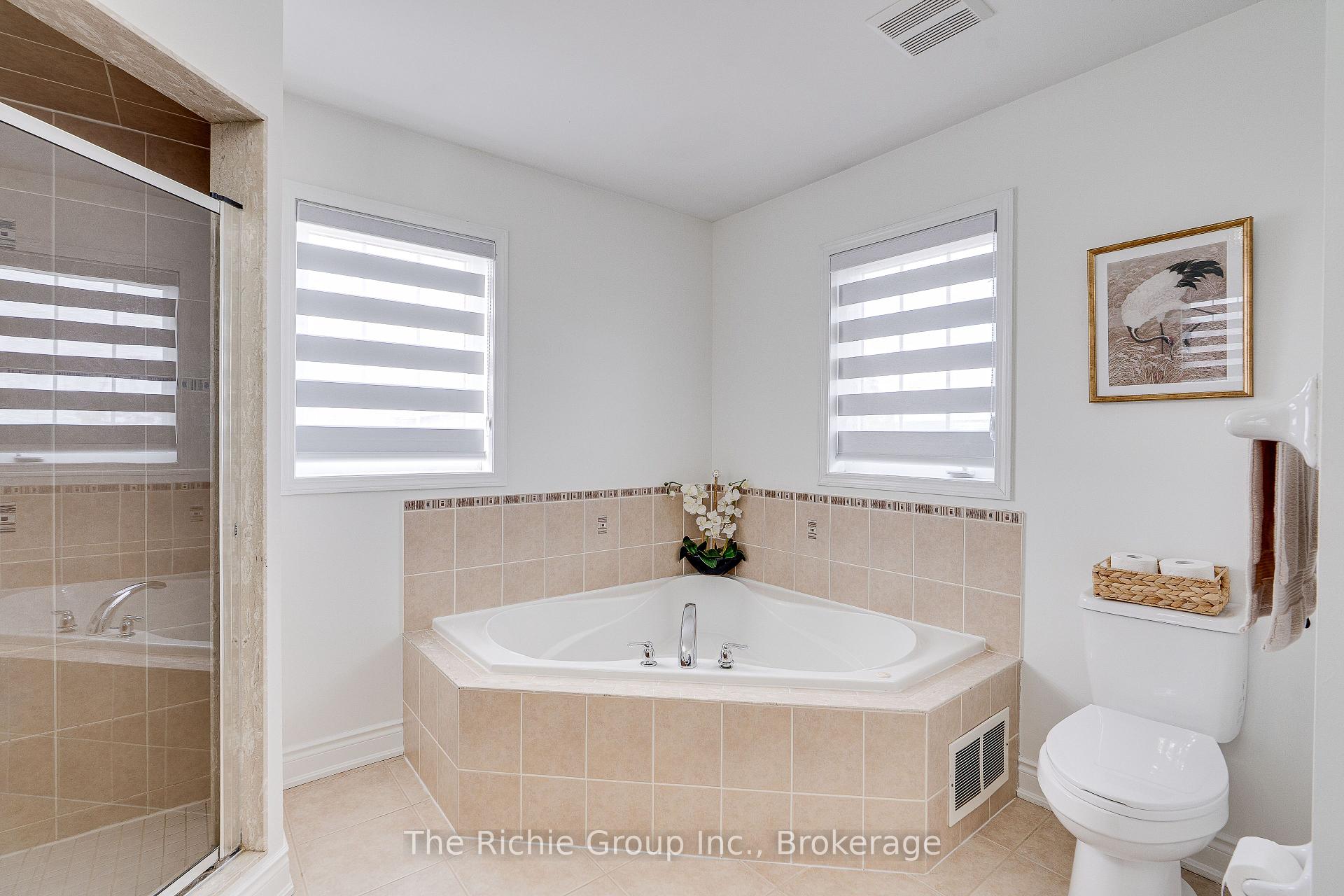 Photo 13 of 59 Tarquini Crescent, Caledon, Bolton West — HOMEH