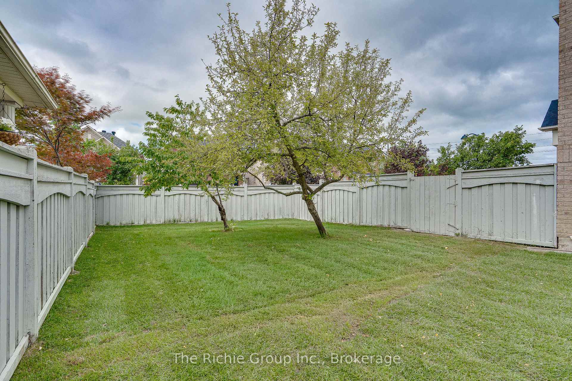 Photo 28 of 59 Tarquini Crescent, Caledon, Bolton West — HOMEH