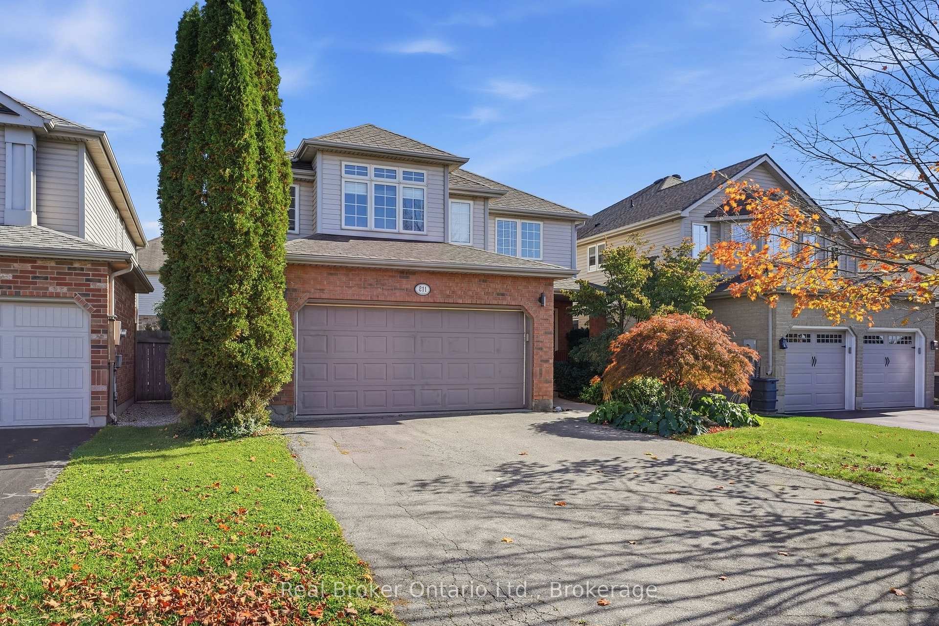 Photo 2 of 225 Summerfield Drive, Guelph, Pineridge/Westminster Woods — HOMEH