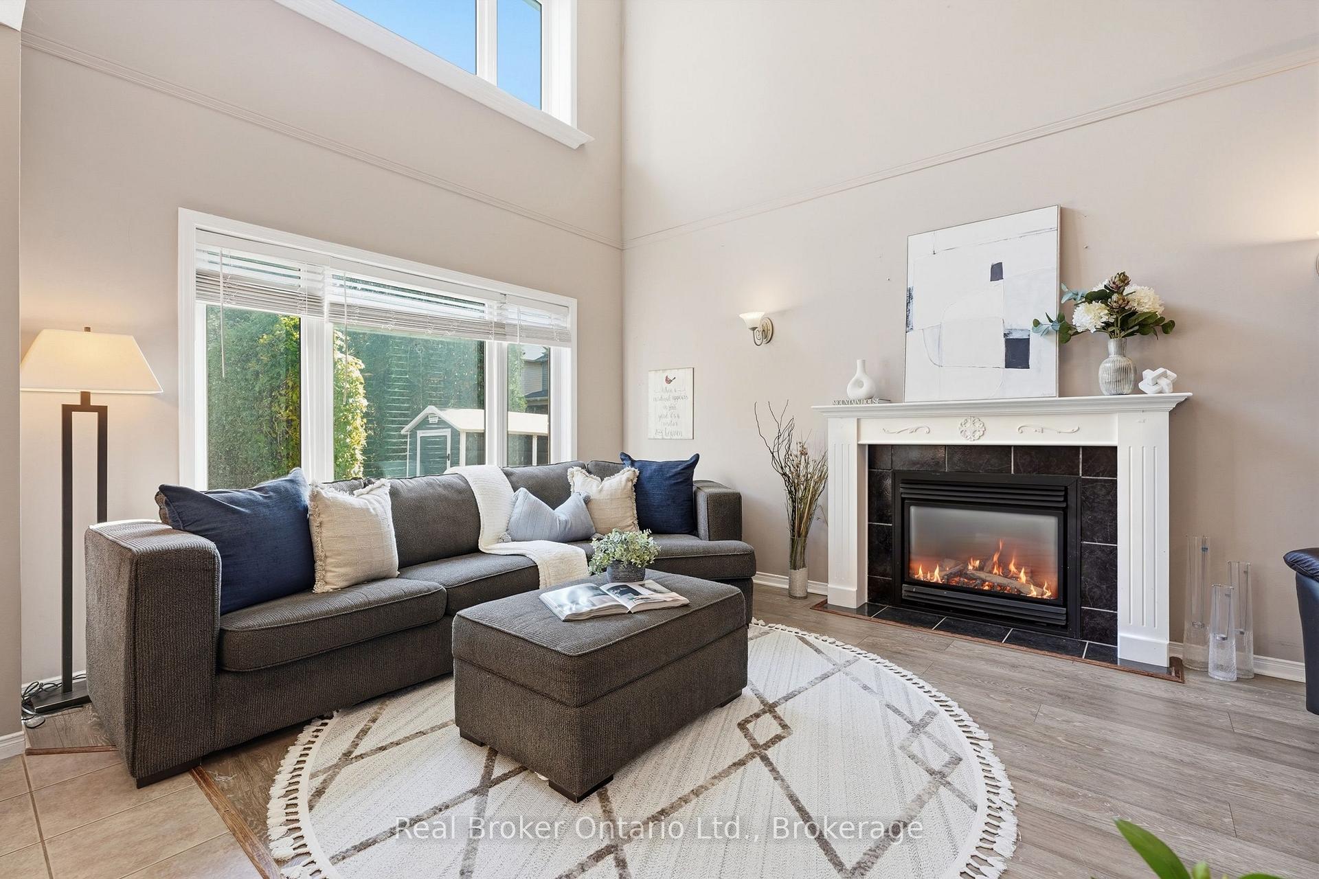 Photo 19 of 225 Summerfield Drive, Guelph, Pineridge/Westminster Woods — HOMEH