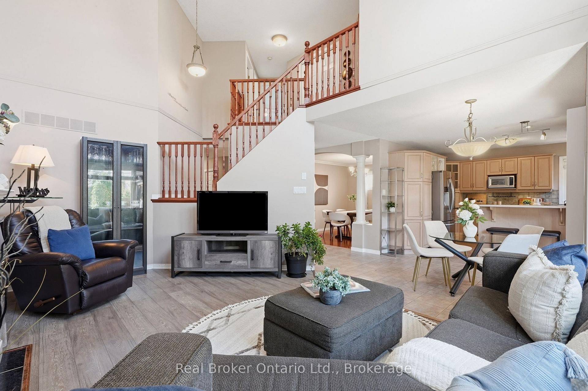 Photo 20 of 225 Summerfield Drive, Guelph, Pineridge/Westminster Woods — HOMEH