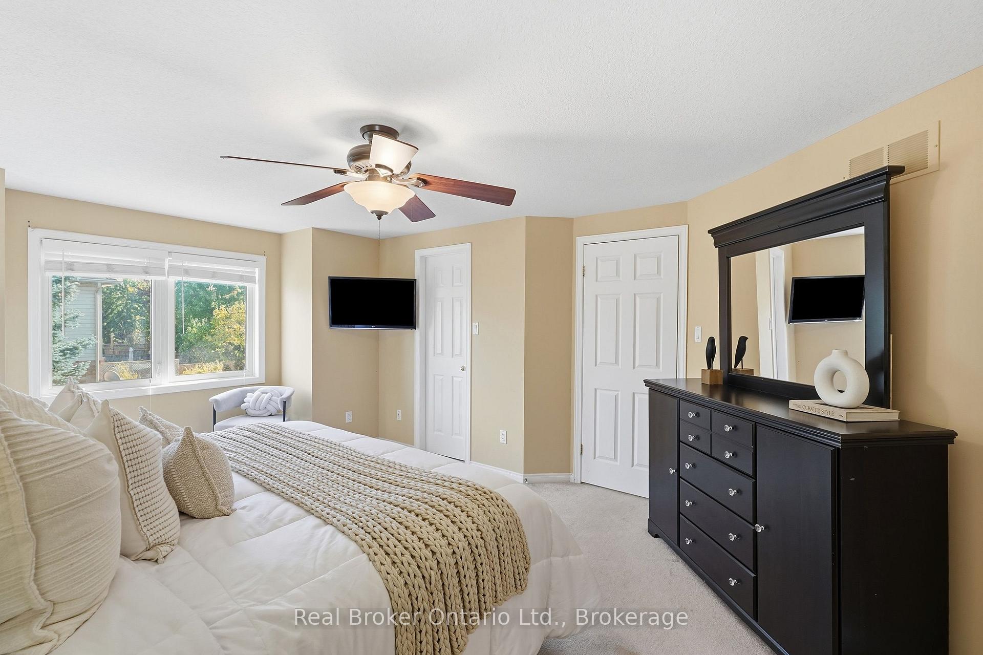 Photo 25 of 225 Summerfield Drive, Guelph, Pineridge/Westminster Woods — HOMEH