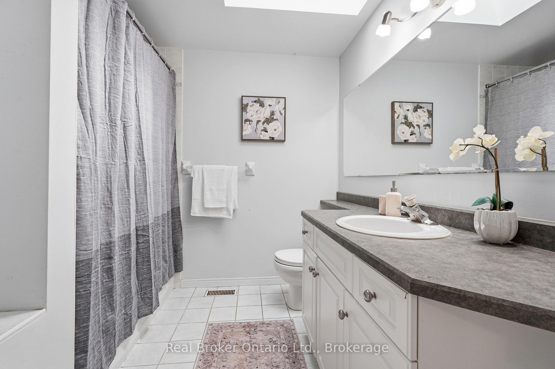 Photo 33 of 225 Summerfield Drive, Guelph, Pineridge/Westminster Woods — HOMEH