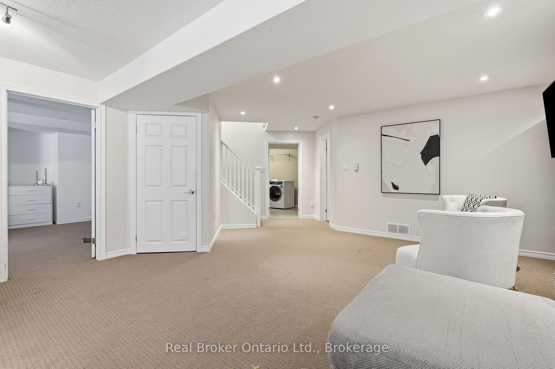 Photo 38 of 225 Summerfield Drive, Guelph, Pineridge/Westminster Woods — HOMEH