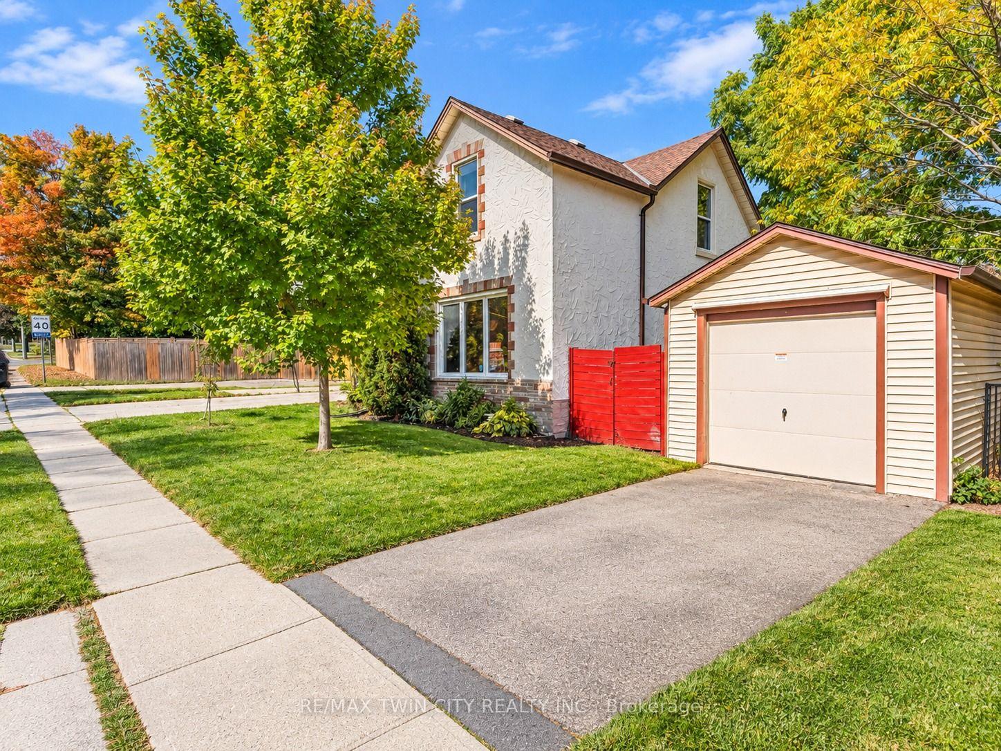 Photo of 116 Victoria Avenue